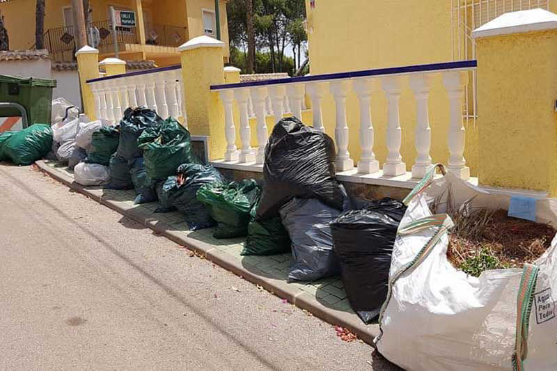 Garden rubbish removal